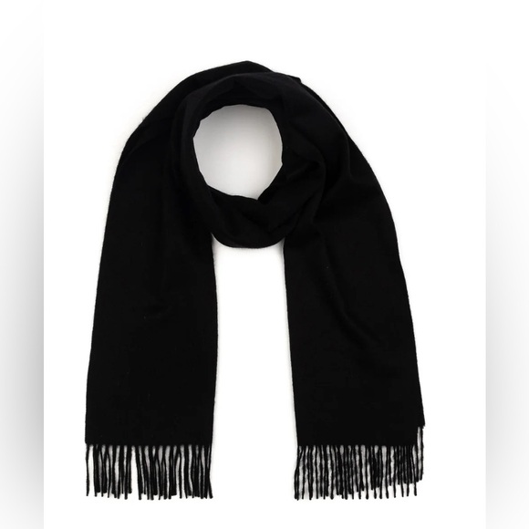 Black Scarf - Picture 3 of 6